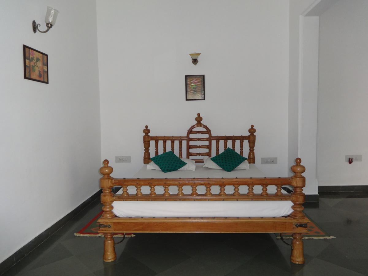 Aashiya Haveli Hotel Udaipur Ngoại thất bức ảnh