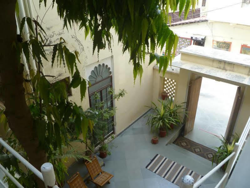 Aashiya Haveli Hotel Udaipur Ngoại thất bức ảnh