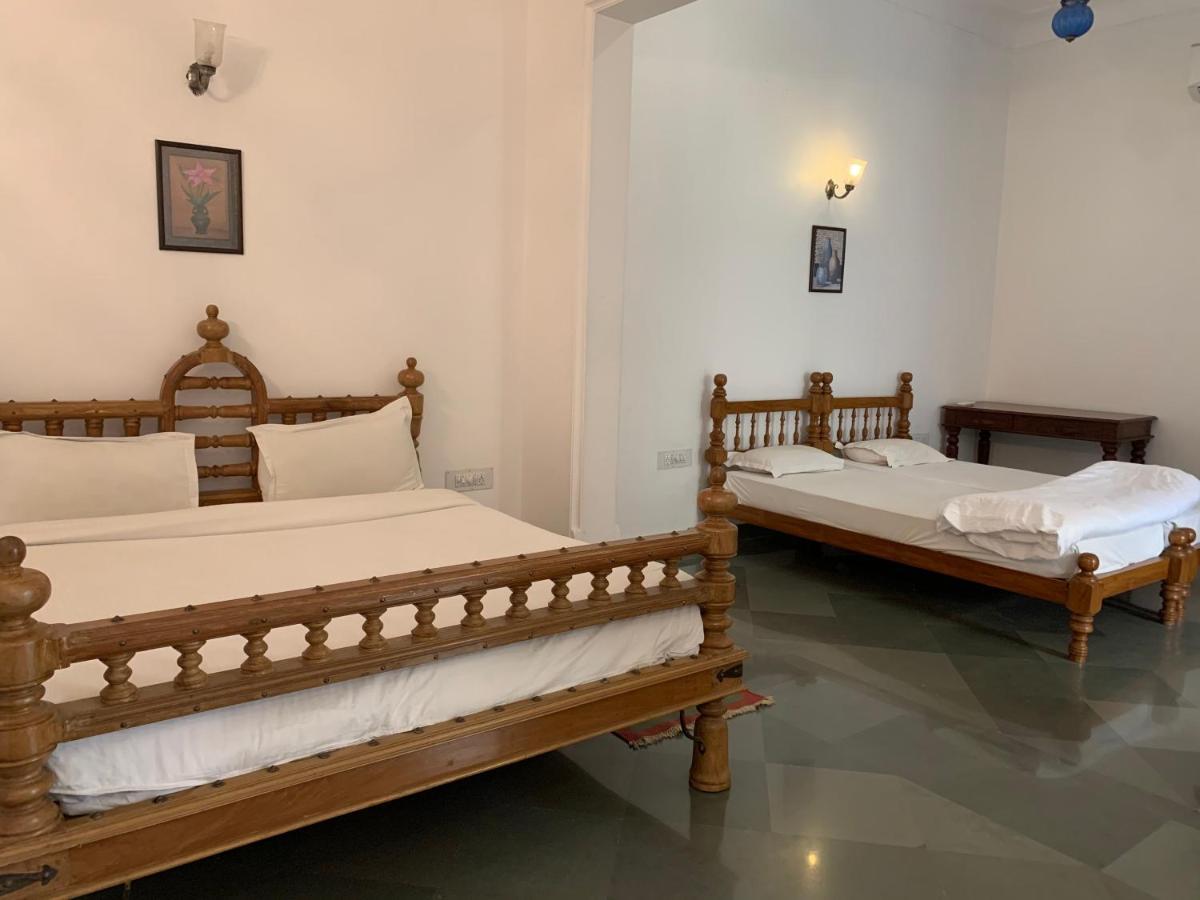 Aashiya Haveli Hotel Udaipur Ngoại thất bức ảnh