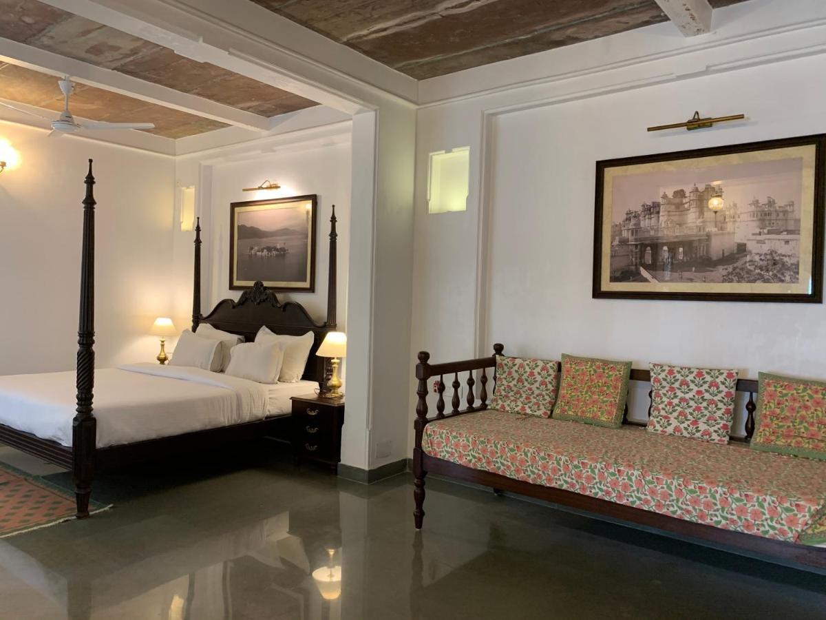 Aashiya Haveli Hotel Udaipur Ngoại thất bức ảnh